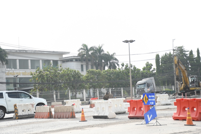 H&igrave;nh ảnh bất ngờ tr&ecirc;n Quốc lộ 51 nối Đồng Nai với TPHCM  - Ảnh 3.