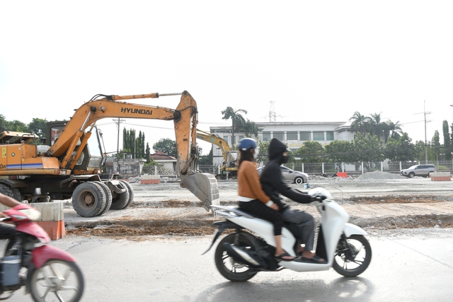 H&igrave;nh ảnh bất ngờ tr&ecirc;n Quốc lộ 51 nối Đồng Nai với TPHCM  - Ảnh 4.