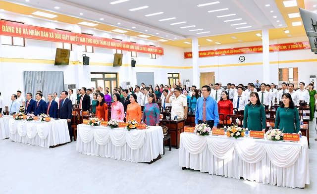 10 phường mới của Th&agrave;nh phố Đồng Nai ch&iacute;nh thức vận h&agrave;nh - Ảnh 3.