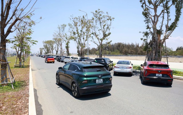 Trước giờ khai màn VnExpress Marathon, runner và du khách nói gì về Vinhomes Green Paradise? - Ảnh 9.