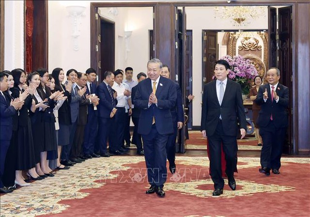 Tổng Bí thư Tô Lâm gặp mặt cán bộ Văn phòng Chủ tịch nước ngày 7 - 4 - 2026 - Ảnh 1.