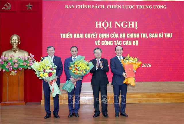 Công bố quyết định bổ nhiệm lãnh đạo Ban Chính sách, chiến lược Trung ương - Ảnh 1.