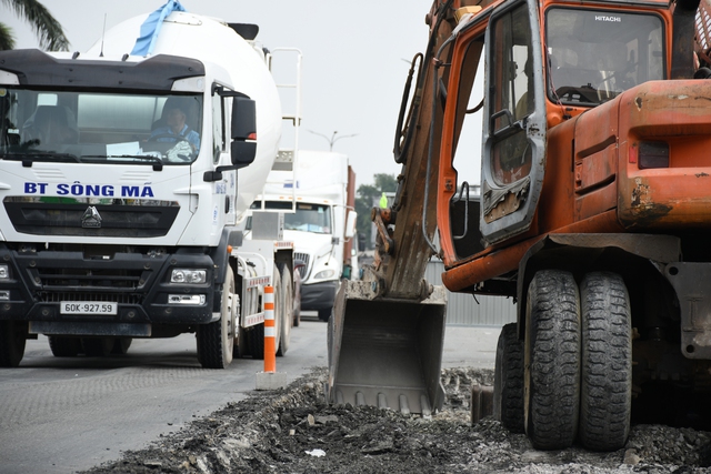 CLIP: Sửa chữa Quốc lộ 51 xuống cấp nghiêm trọng qua Đồng Nai - Ảnh 28.