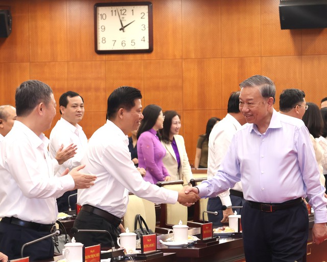 TPHCM đề ra hàng loạt nhiệm vụ nhằm thực hiện kết luận của Tổng Bí thư, Chủ tịch nước Tô Lâm - Ảnh 1.
