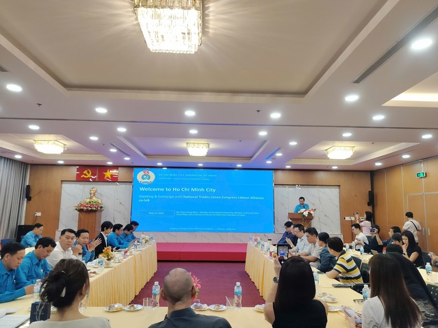 LĐLĐ TPHCM làm việc với đoàn công tác của Công đoàn Quốc gia Singapore - Ảnh 1.