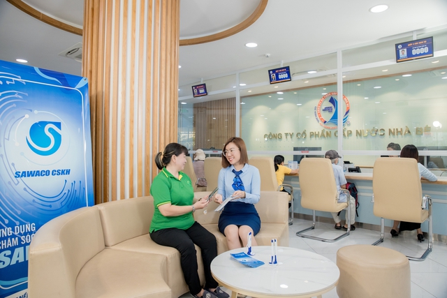 Ngành cấp nước đẩy mạnh chuyển đổi số trong chăm sóc khách hàng - Ảnh 1.