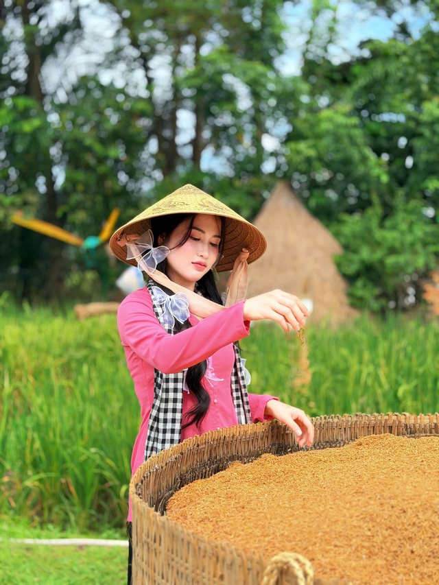  Từ câu chuyện kinh doanh bằng nghị lực của cô gái nghèo miền Tây - Ảnh 2.