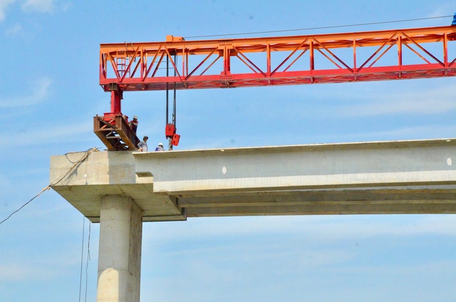 C&acirc;y cầu Hiếu Li&ecirc;m bắc qua s&ocirc;ng Đồng Nai kết nối TPHCM v&agrave; Đồng Nai - Ảnh 4.