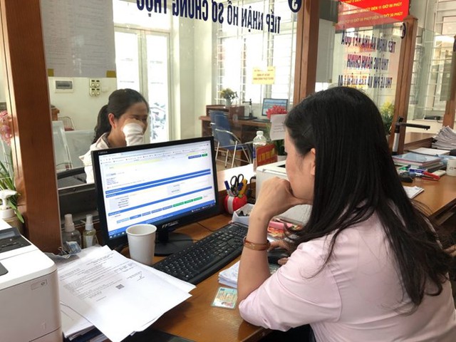 Đã nhận trợ cấp tinh giản biên chế, đi làm lại có phải đóng BHXH? - Ảnh 1.