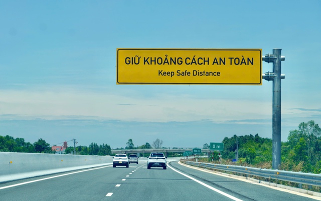 V&igrave; sao đường cao tốc Bi&ecirc;n Ho&agrave;-Vũng T&agrave;u vắng phương tiện dịp cao điểm? - Ảnh 12.