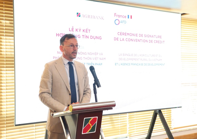 Agribank ký kết Hợp đồng tín dụng Hạn mức tài chính khí hậu với Cơ quan Phát triển Pháp - Ảnh 3. Agribank ký kết Hợp đồng tín dụng Hạn mức tài chính khí hậu với Cơ quan Phát triển Pháp - Ảnh 3.