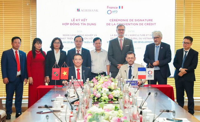 Agribank ký kết Hợp đồng tín dụng Hạn mức tài chính khí hậu với Cơ quan Phát triển Pháp - Ảnh 4. Agribank ký kết Hợp đồng tín dụng Hạn mức tài chính khí hậu với Cơ quan Phát triển Pháp - Ảnh 4.
