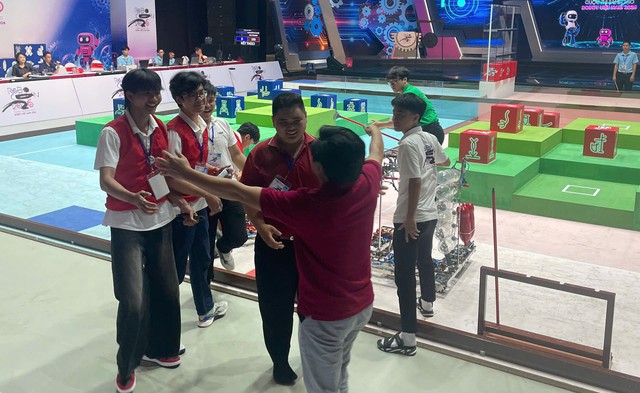 Một trường cao đẳng ở TPHCM lọt vòng chung kết Cuộc thi Robocon Việt Nam 2026 - Ảnh 1.