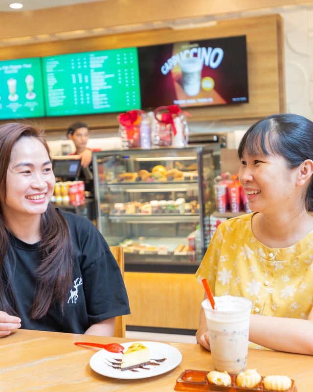 Tĩnh lặng giữa “dòng” cà phê - Ảnh 2.