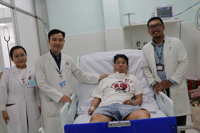 Chàng trai 18 tuổi ngưng tim khi chơi thể thao, xuất viện sau 86 ngày "chiến đấu" - Ảnh 2.