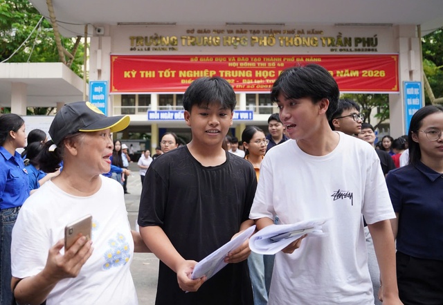Chiều nay, hơn 1,2 triệu thí sinh bắt đầu thi môn toán - Ảnh 7.