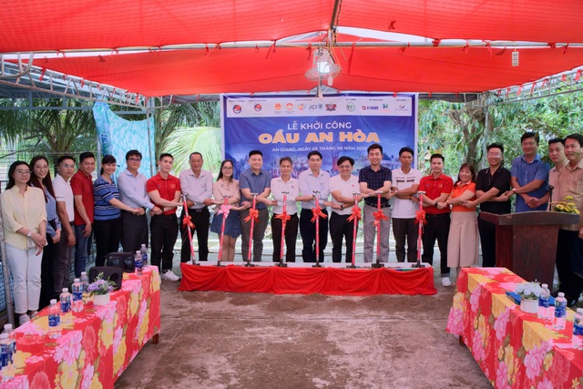Nhịp Cầu Doanh Nhân - Khởi công xây cầu An Hòa tại xã Vĩnh Hòa, tỉnh An Giang - Ảnh 3.