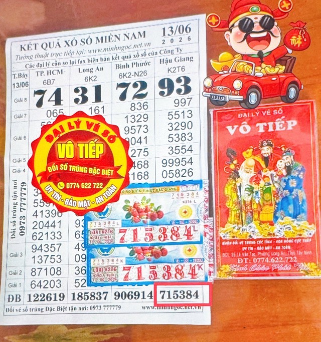 Trời mưa, đại lý thấy “ấm lòng” khi đổi loạt giải thưởng xổ số miền Nam - Ảnh 2.