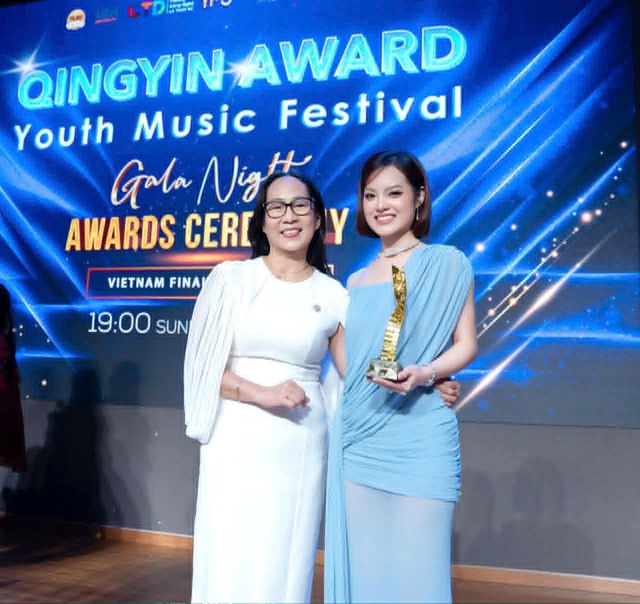 Ca sĩ, bác sĩ Sunny Đan Ngọc bất ngờ đạt giải thưởng đạt âm nhạc quốc tế. - Ảnh 4.