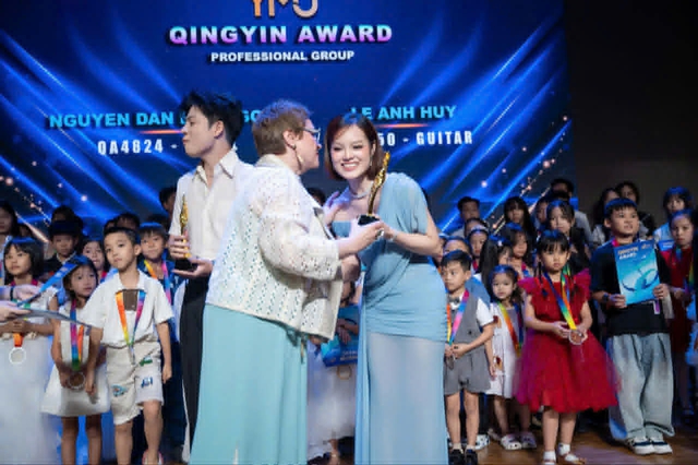 Ca sĩ, bác sĩ Sunny Đan Ngọc bất ngờ đạt giải thưởng đạt âm nhạc quốc tế. - Ảnh 1.