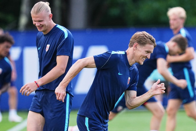 Haaland và Odegaard mang theo giấc mơ World Cup của Na Uy - Ảnh 4.
