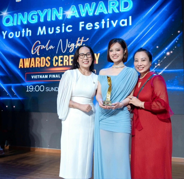 Ca sĩ, bác sĩ Sunny Đan Ngọc bất ngờ đạt giải thưởng đạt âm nhạc quốc tế. - Ảnh 5.