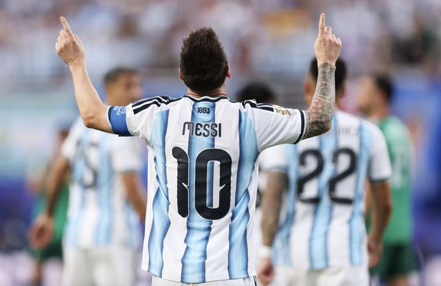 20 năm, 6 World Cup và chuỗi 16 bàn thắng của Lionel Messi bất tử - Ảnh 3.