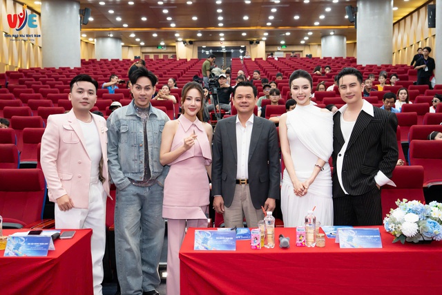 Khai mạc "Tinh hoa nhí Việt Nam 2026" Khu vực miền Nam - Ảnh 4.