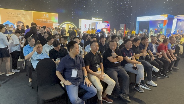 Sự kiện công nghệ Techworld 2026 thu hút Đông nghẹt khách tham gia tại TPHCM - Ảnh 2. Sự kiện công nghệ Techworld 2026 thu hút Đông nghẹt khách tham gia tại TPHCM - Ảnh 2.