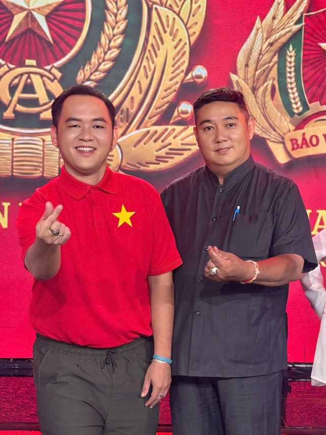 Ca sĩ Tâm Minhon tự hào khi thể hiện ca khúc ca ngợi lực lượng an ninh cơ sở - Ảnh 4.