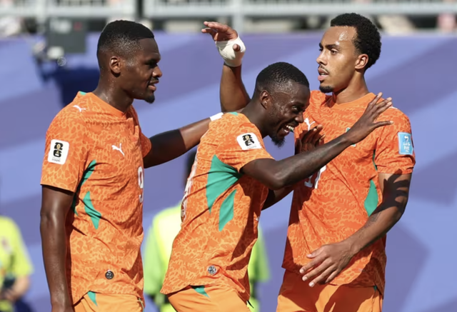 Nicolas Pepe lập cú đúp, Bờ Biển Ngà lần đầu vượt vòng bảng World Cup - Ảnh 3.