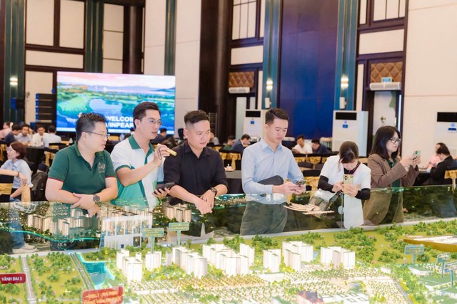Đặc quyền “bước sang đường là tới sân golf” giúp Vinhomes Sài Gòn Park chinh phục giới thành đạt - Ảnh 2.