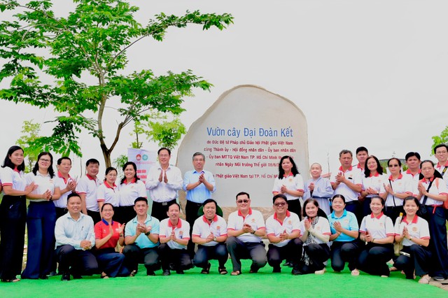 Gieo mầm xanh, vun đắp đại đoàn kết giữa lòng TPHCM - Ảnh 2.