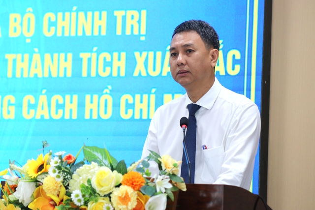 - Ảnh 7. - Ảnh 7.