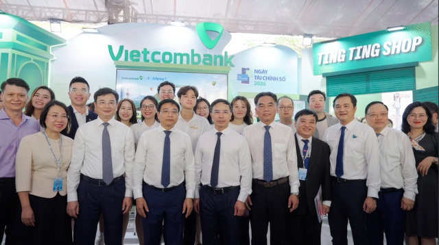 Vietcombank đồng hành phát triển tài chính số toàn diện - Ảnh 1.