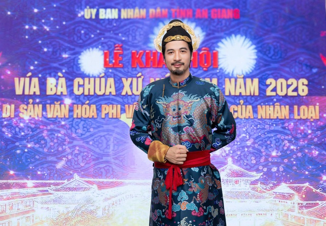 Diễn viên Đoàn Minh Tài tự hào khi hóa thân tướng Thoại Ngọc Hầu tại lễ hội Vía Bà Chúa Xứ Núi Sam - Ảnh 3.
