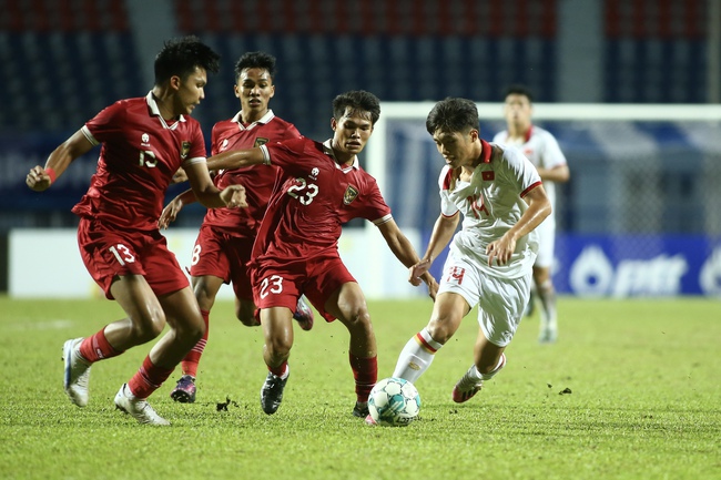 Nhiều lần lỡ hẹn ngôi vương ở Indonesia, bóng đá trẻ Việt Nam có phá được dớp? - Ảnh 1. Nhiều lần lỡ hẹn ngôi vương ở Indonesia, bóng đá trẻ Việt Nam có phá được dớp? - Ảnh 1.