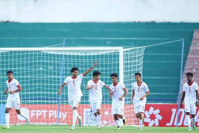 U17 Yemen tiếp tục tạo bất ngờ, U17 Việt Nam thêm khó khăn- Ảnh 2.