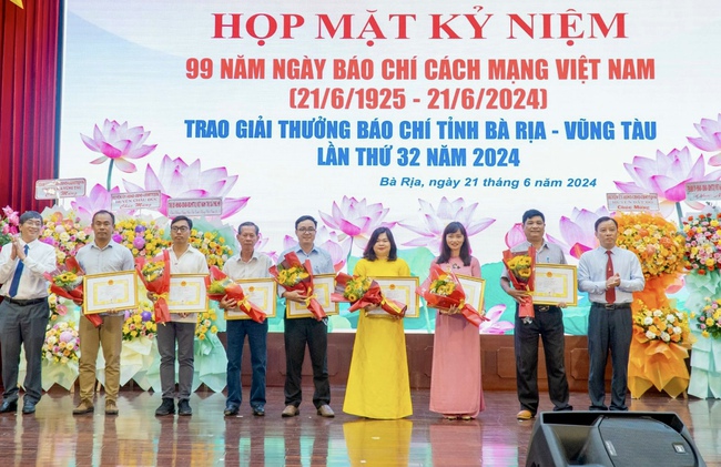 Báo Người Lao Động đoạt giải A báo chí tỉnh Bà Rịa - Vũng Tàu- Ảnh 4.