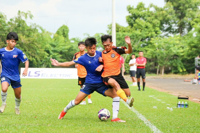 U17 Quốc gia: SLNA bất ngờ giành vé vào tứ kết- Ảnh 2.