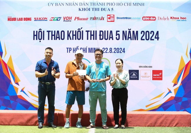 Hội thao Khối thi đua 5 năm 2024: VOH vô địch bóng đá, HTV vô địch quần vợt- Ảnh 9.