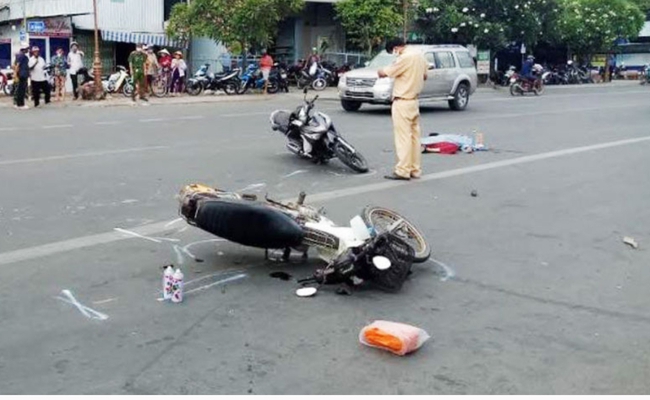 Tai nạn giao thông ngày mùng 1 Tết Ất Tỵ làm 17 người tử vong- Ảnh 1.