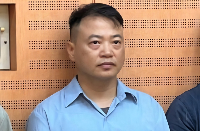 Shark Bình bị bắt - Ảnh 1. Shark Bình bị bắt - Ảnh 1.