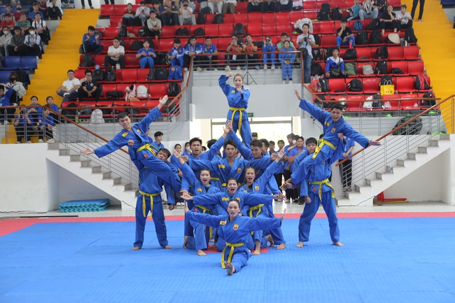 Lần đầu tiên đưa võ nhạc vào Giải Vô địch Vovinam Sinh viên toàn quốc 2025 - Ảnh 1. Lần đầu tiên đưa võ nhạc vào Giải Vô địch Vovinam Sinh viên toàn quốc 2025 - Ảnh 1.