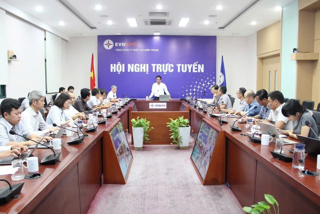 EVNCPC họp khẩn chỉ đạo khắc phục hậu quả mưa lũ, đảm bảo an toàn điện cho người dân - Ảnh 4. EVNCPC họp khẩn chỉ đạo khắc phục hậu quả mưa lũ, đảm bảo an toàn điện cho người dân - Ảnh 4.