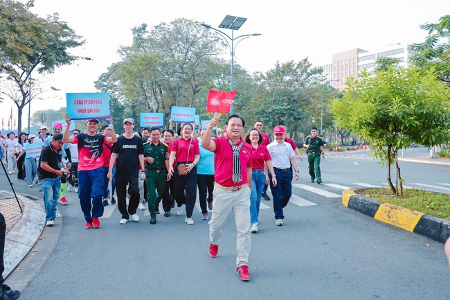 Tổng Công ty Công nghiệp Sài Gòn đi bộ đồng hành vì an sinh xã hội - Ảnh 3.