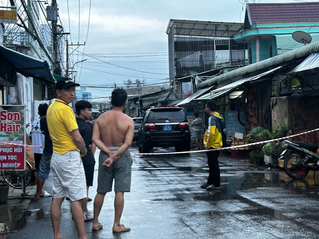 Án mạng tại TP HCM: 1 Người tử vong , 1 người bị thương trong hỗn chiến - Ảnh 2.