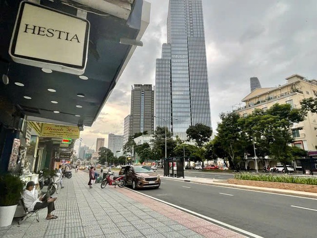 Một tuyến đường ở trung tâm TP HCM bị hạn chế lưu thông đến ngày 2-12 - Ảnh 1.