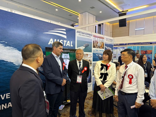 Hơn 200 doanh nghiệp tham gia triển lãm quốc tế ngành hàng hải và đóng tàu Việt Nam - Ảnh 4.