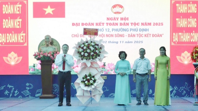 TP HCM tổ chức Ngày hội non sông với nhiều hoạt động ý nghĩa cho cộng đồng - Ảnh 13. TP HCM tổ chức Ngày hội non sông với nhiều hoạt động ý nghĩa cho cộng đồng - Ảnh 13.